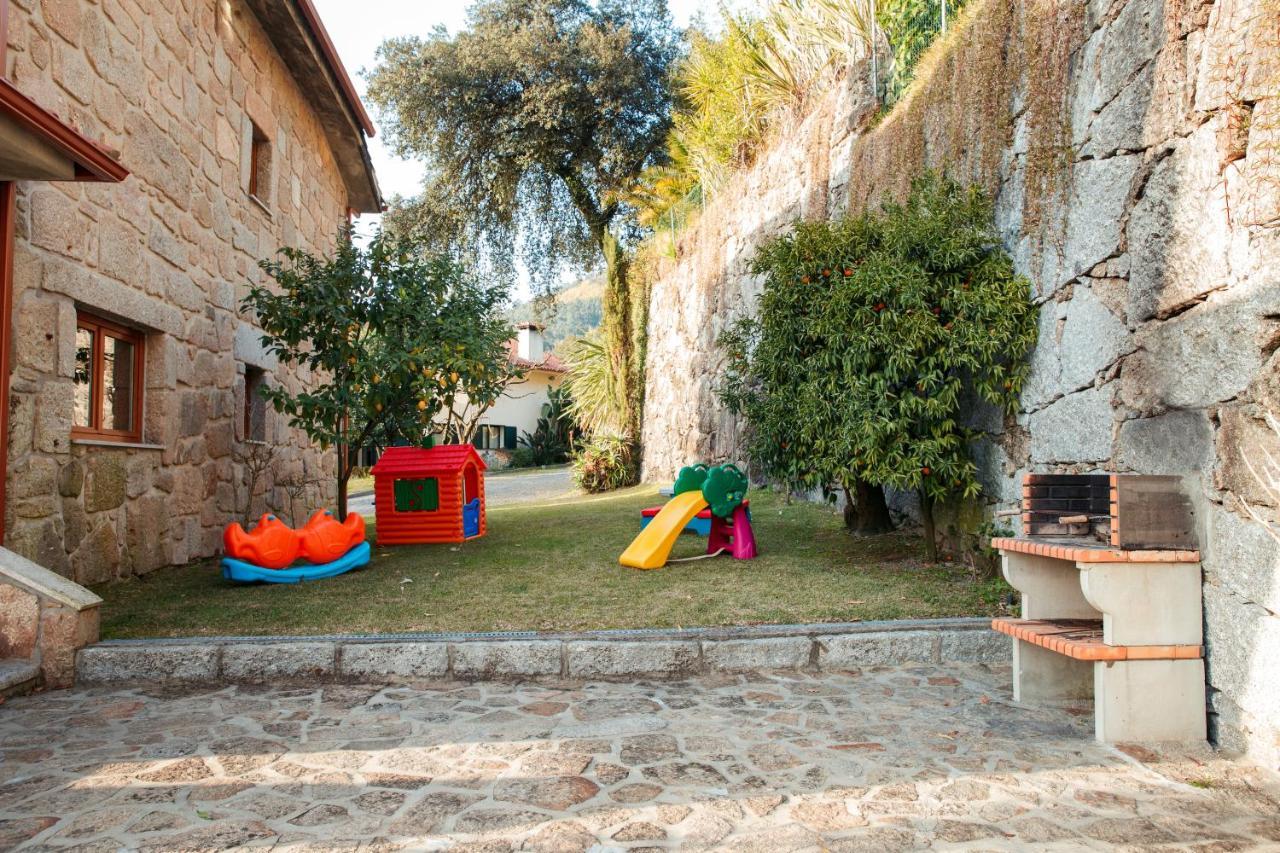 Casa Das Flores Amares Eksteriør bilde